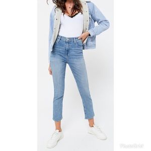 BDG High-Rise Girlfriend Jean 27W